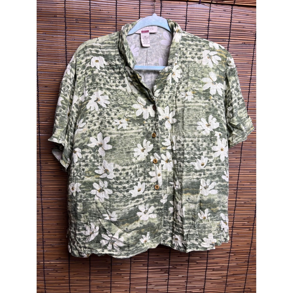 Norton McNaughton Essentials Green Floral Rayon Button Up Blouse Plus 1X Vintage